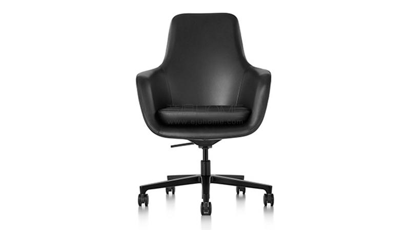 Saiba Chair 椅子