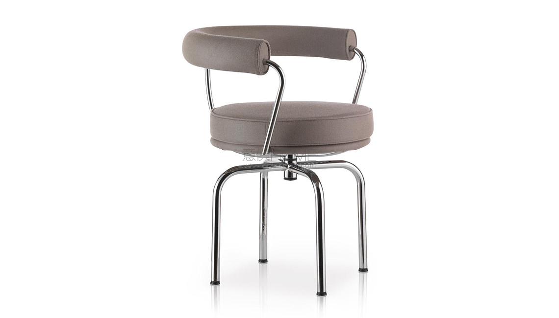 Cassina LC7 OUTDOOR 椅子
